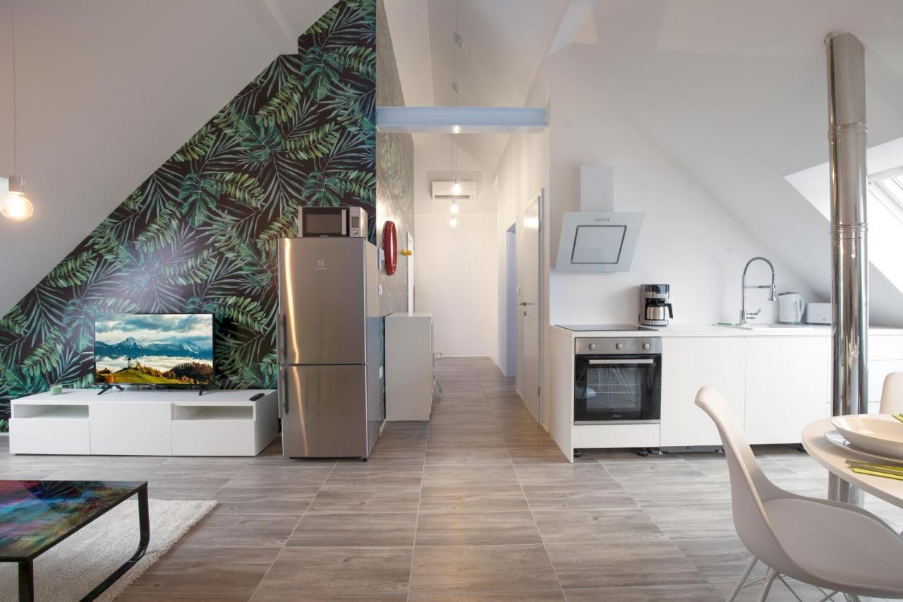 Flex Apartments Tour As Любляна Экстерьер фото